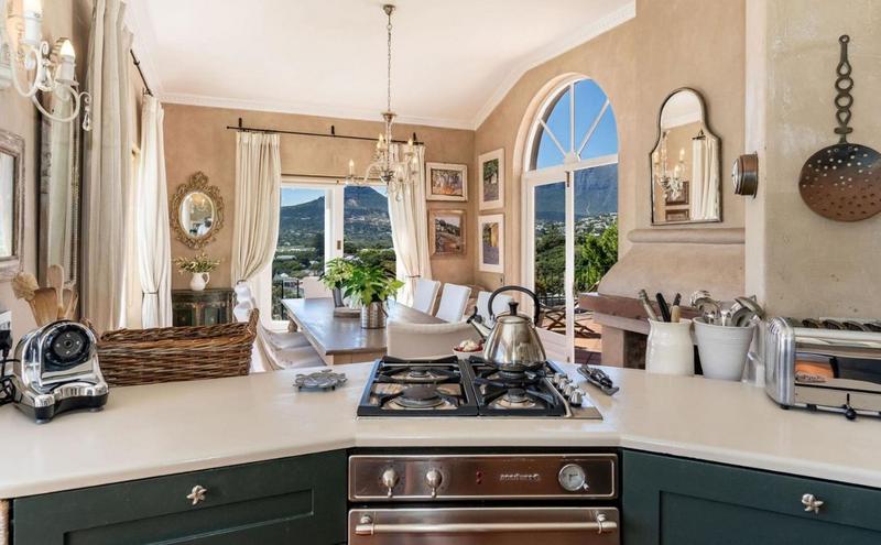 6 Bedroom Property for Sale in Hout Bay Western Cape